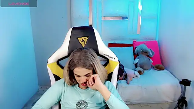 Sophiaa doll  online show from March 2026 08:26:33 AM