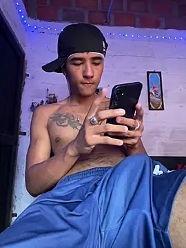 billi adamzz online show from April 2026 10:37:01 PM