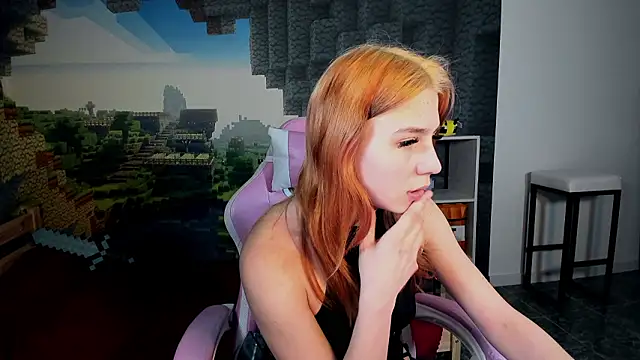 Snapshot of RosaFowler chatting on February 2026 12:28:02 PM RosaFowler online show from February 2026 12:28:02 PM