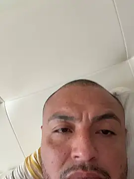 alexandeerr1986 online show from June 2026 08:24:01 AM
