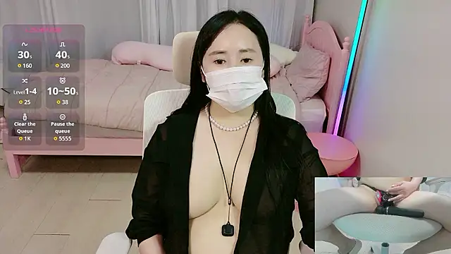 myboy6989 online show from July 2026 12:20:02 PM