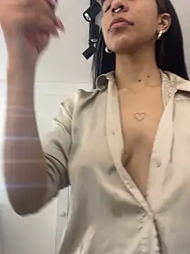 VioletaHills  online show from March 2026 12:30:02 PM