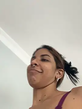 VioletaHills  online show from April 2026 12:20:01 PM