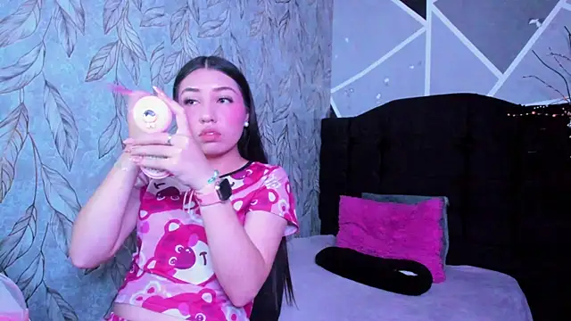 eilen pink online show from April 2026 12:32:02 PM