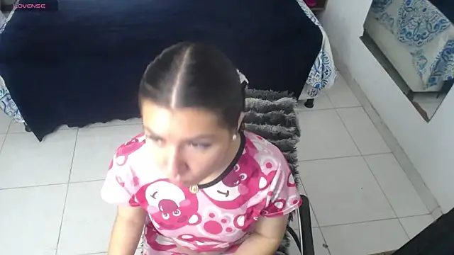 eilen pink online show from April 2026 01:02:01 PM