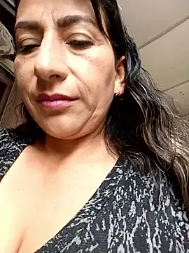 Lucia Rios online show from April 2026 04:12:01 PM