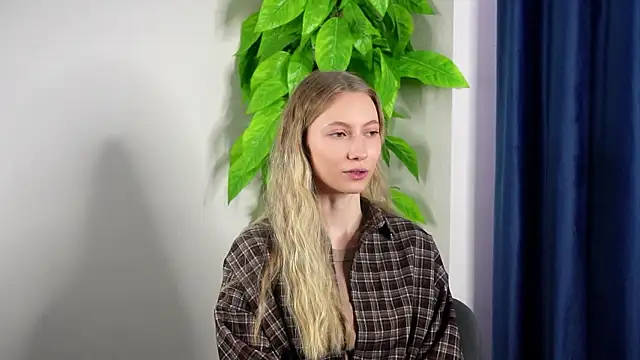 YuetteRaef online show from March 2026 05:58:02 AM