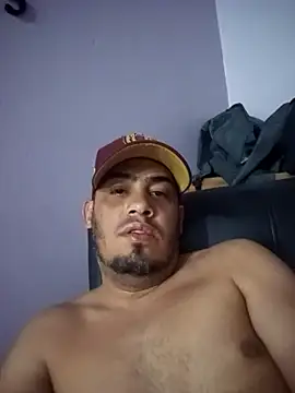 Snapshot of Chuoo069 chatting on February 2026 02:12:02 AM Chuoo069 online show from February 2026 02:12:02 AM