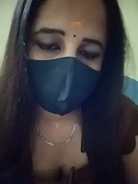 Snapshot of Tamil_Rani- chatting on June 2026 06:32:01 PM Tamil Rani- online show from June 2026 06:32:01 PM