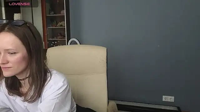 Snapshot of Tender_Swan chatting on March 2026 09:23:01 AM Tender Swan online show from March 2026 09:23:01 AM