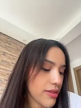 Snapshot of Mia-villalobos chatting on May 2026 02:26:01 PM Mia-villalobos online show from May 2026 02:26:01 PM
