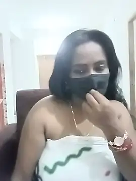 Snapshot of misti-boudii chatting on July 2026 04:13:01 PM misti-boudii online show from July 2026 04:13:01 PM