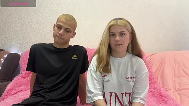 mirel couple online show from June 2026 03:12:02 PM