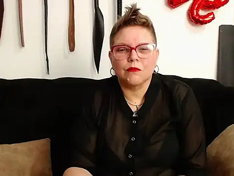 Leah R online show from March 2026 08:14:01 PM