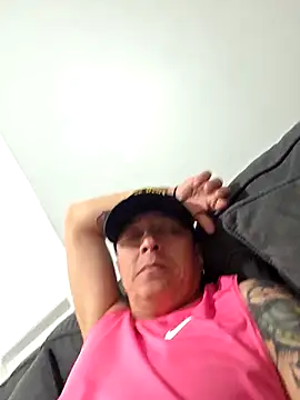 DoggiiDick online show from April 2026 04:36:02 PM