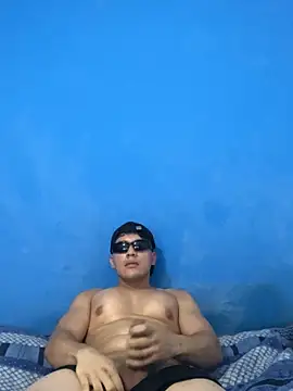 Snapshot of turromisterioso chatting on February 2026 07:48:01 PM turromisterioso online show from February 2026 07:48:01 PM