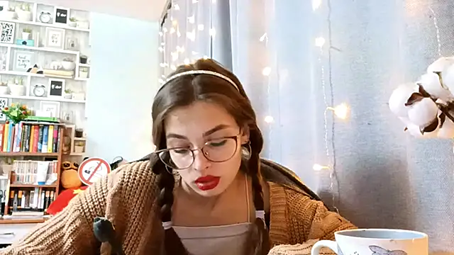 Snapshot of JInaMillsap chatting on February 2026 07:37:02 PM JInaMillsap online show from February 2026 07:37:02 PM