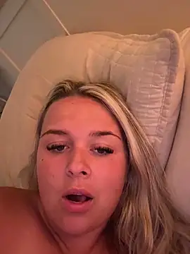 Goldieluxe online show from June 2026 08:24:02 AM