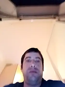 Snapshot of danyelC2 chatting on April 2026 09:45:01 PM danyelC2 online show from April 2026 09:45:01 PM