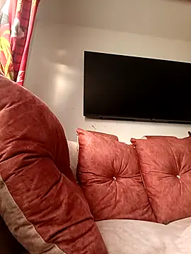 solopetalo online show from April 2026 10:29:01 PM