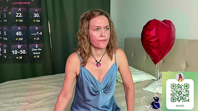 Snapshot of Lizacams chatting on July 2026 04:12:02 PM Lizacams online show from July 2026 04:12:02 PM