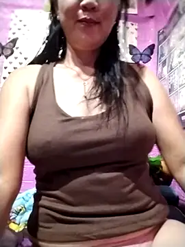 Snapshot of sweet_lyn2025 chatting on April 2026 03:20:01 AM sweet lyn2025 online show from April 2026 03:20:01 AM