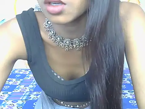 Snapshot of yours-isha chatting on June 2026 04:57:01 AM yours-isha online show from June 2026 04:57:01 AM