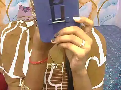 Snapshot of yours-isha chatting on July 2026 04:47:02 AM yours-isha online show from July 2026 04:47:02 AM
