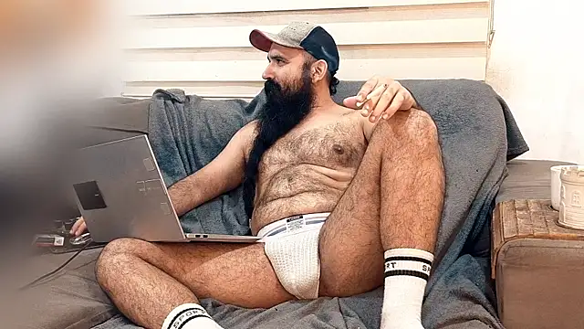 Snapshot of Barba_Negra_Fumador chatting on June 2026 04:23:01 AM Barba Negra Fumador online show from June 2026 04:23:01 AM