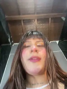 Snapshot of annacraigsense chatting on April 2026 12:46:02 PM annacraigsense online show from April 2026 12:46:02 PM