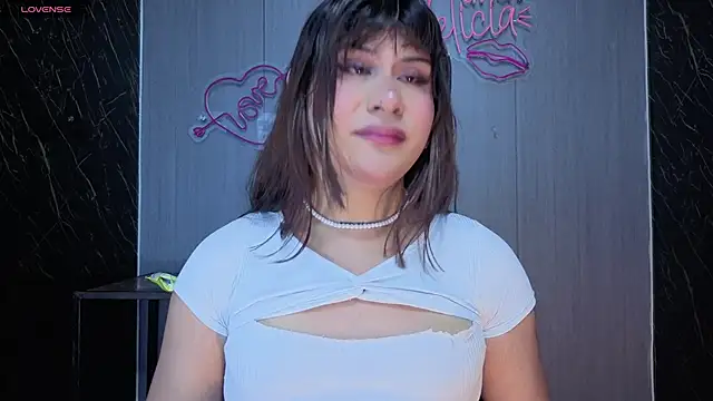 Snapshot of annacraigsense chatting on April 2026 11:15:01 AM annacraigsense online show from April 2026 11:15:01 AM