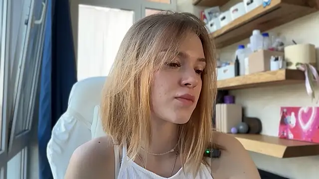 cyberl0ve  online show from June 2026 11:37:02 AM