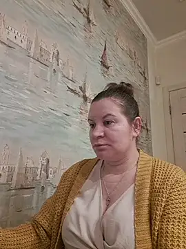 LaraHarper online show from March 2026 12:28:01 AM