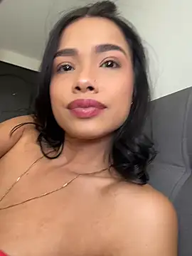 Bella Smithe online show from July 2026 05:30:02 PM