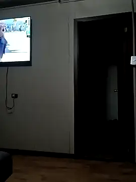 vikingo3333 online show from April 2026 05:41:02 AM