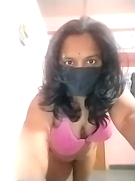 Miss-Dolly07 online show from March 2026 05:50:02 PM