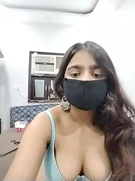 Ishaa 22 online show from June 2026 08:24:01 PM