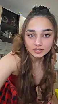 Snapshot of KatarinaHeaven chatting on April 2026 07:27:02 PM KatarinaHeaven online show from April 2026 07:27:02 PM