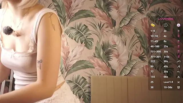 MarjoryHowlingwolf online show from March 2026 04:33:02 PM