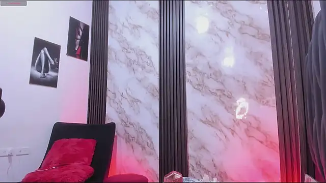 Nina vegas online show from April 2026 02:00:02 PM