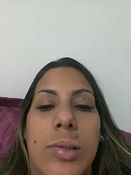 kifanyy online show from April 2026 02:03:02 AM