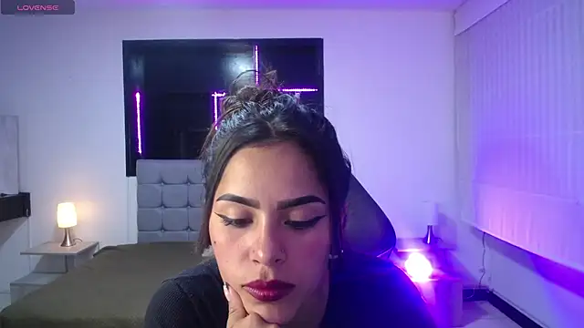  chloe 1 online show from March 2026 07:42:01 PM