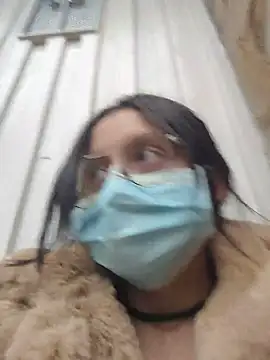 Naomimolie online show from March 2026 11:14:01 AM