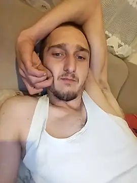 Snapshot of Mahmaze chatting on April 2026 11:13:01 PM Mahmaze online show from April 2026 11:13:01 PM