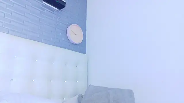 pervert shydoll1 online show from May 2026 03:13:01 AM