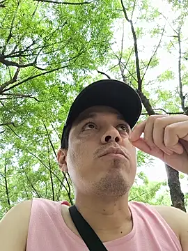 Lukaforge online show from April 2026 08:31:02 PM