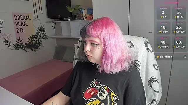 Snapshot of CherryBounce chatting on March 2026 09:21:01 PM CherryBounce online show from March 2026 09:21:01 PM