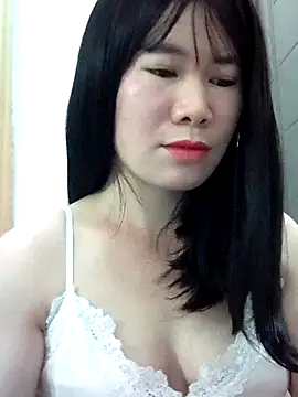 Snapshot of Bondgirl_9 chatting on June 2026 05:11:02 PM Bondgirl 9 online show from June 2026 05:11:02 PM