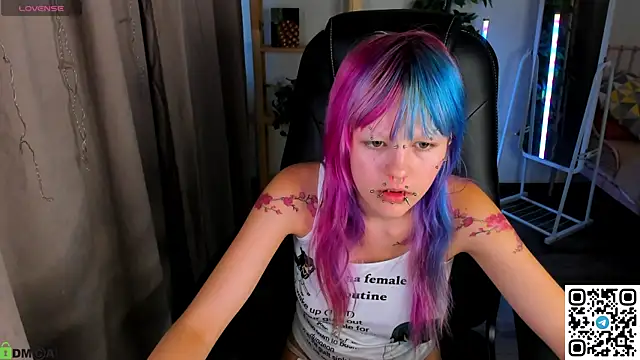 Necucuby online show from July 2026 12:13:01 AM