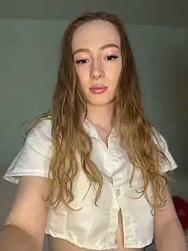 Little Candy 18 online show from May 2026 05:58:02 AM